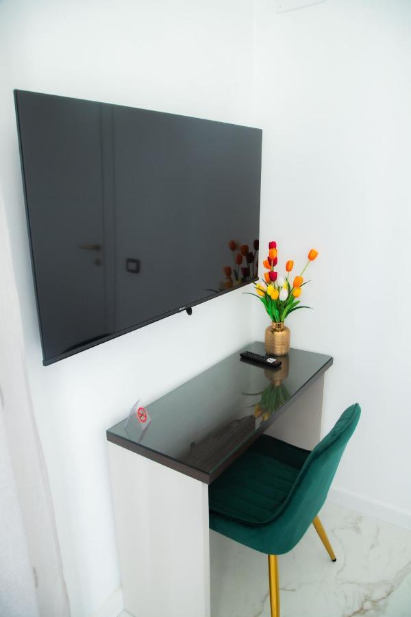 Lagi Suites Napoli Ngoại thất bức ảnh